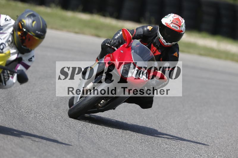 /Archiv-2025/49 26.08.2025 Cornu Master School ADR/gruen-vert/104